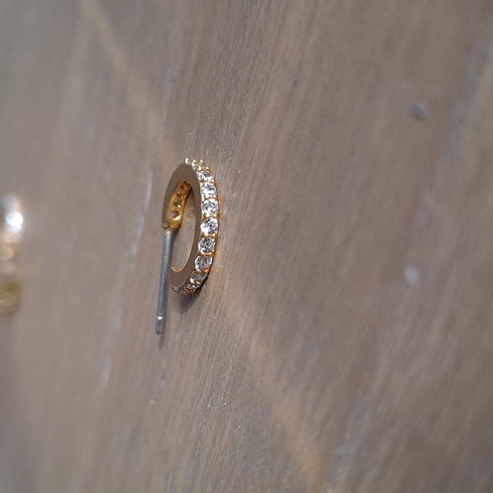 NWT Madewell mini hoop earrings - Picture 4 of 13